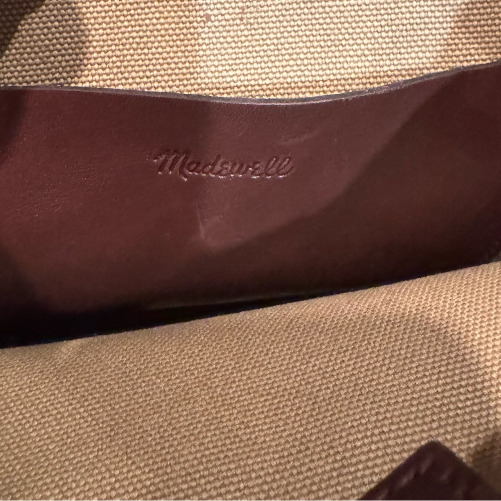 Madewell the essential mini bucket tote in brown suede - Picture 8 of 8